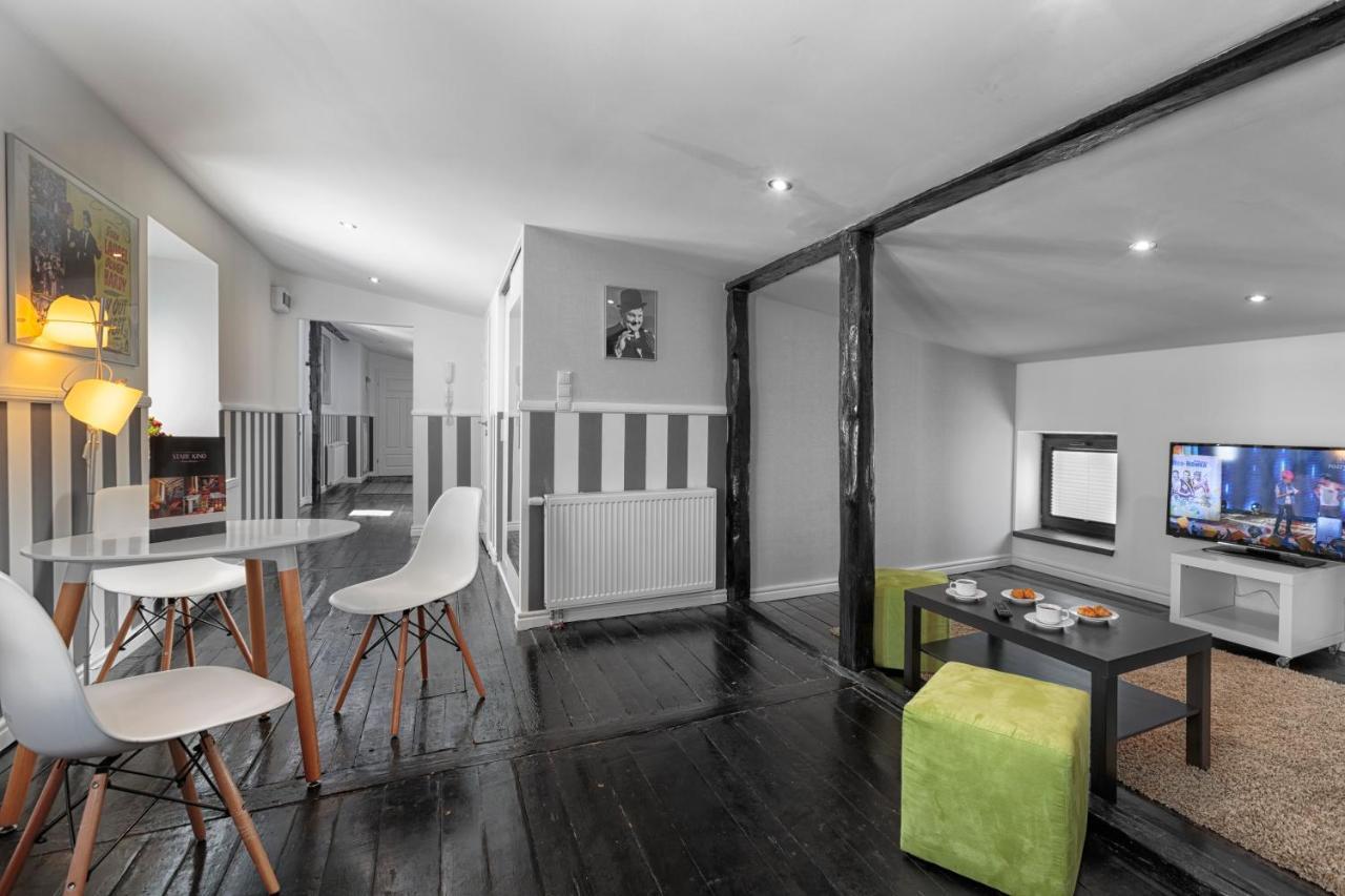 Stare Kino Cinema Residence 우치 외부 사진