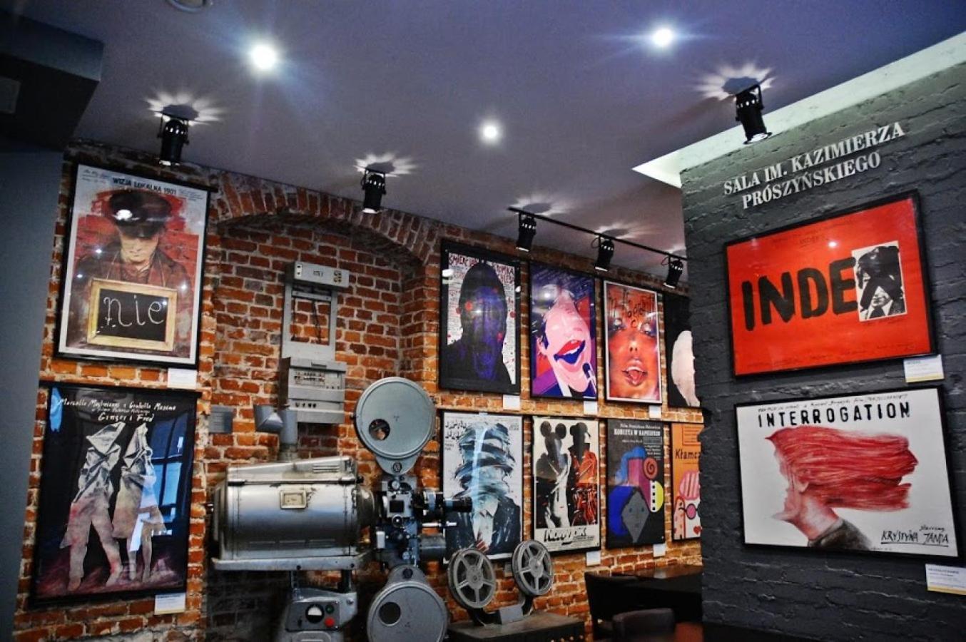 Stare Kino Cinema Residence 우치 외부 사진