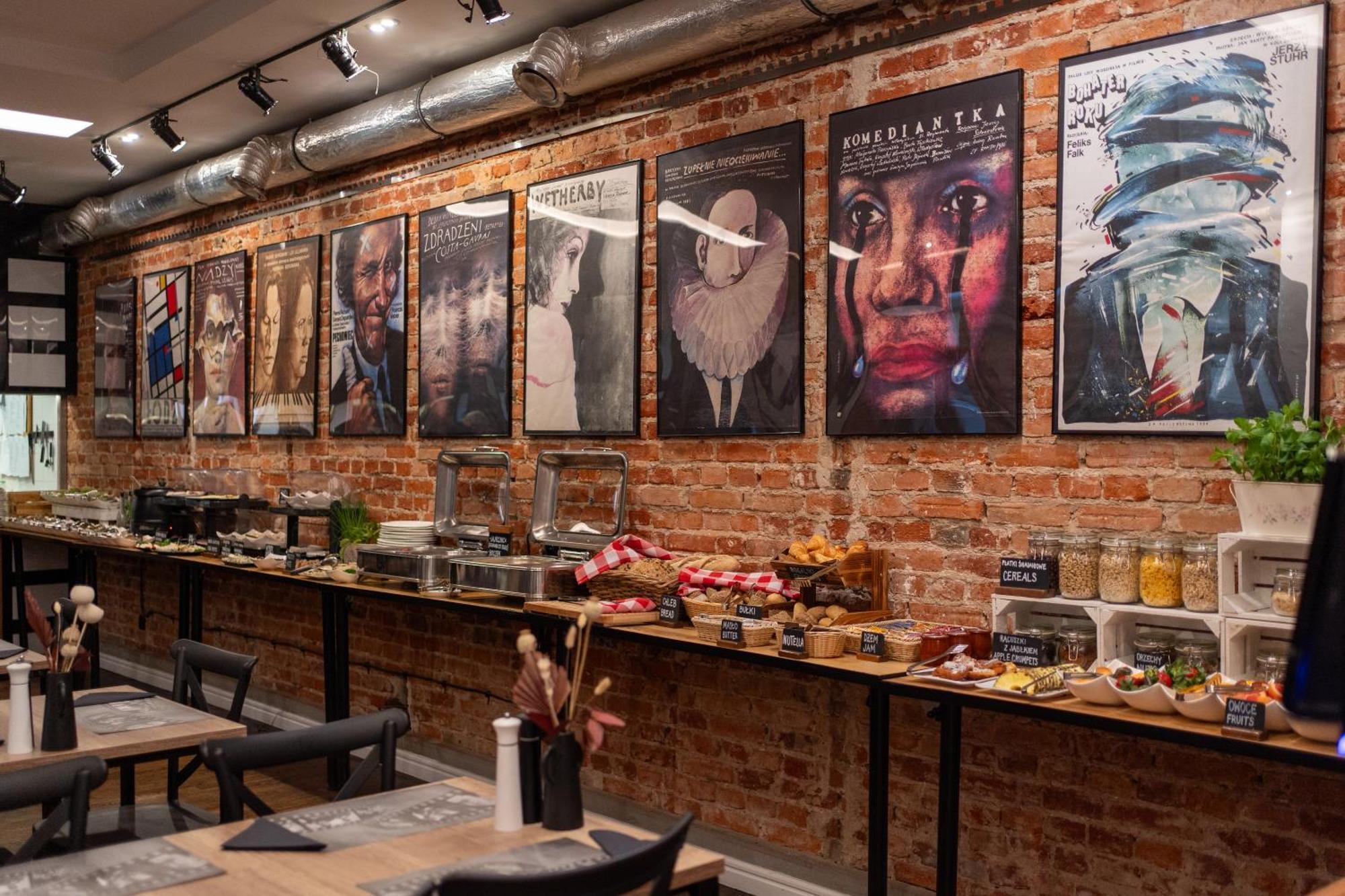 Stare Kino Cinema Residence 우치 외부 사진