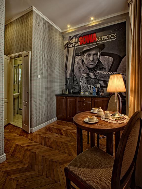 Stare Kino Cinema Residence 우치 객실 사진