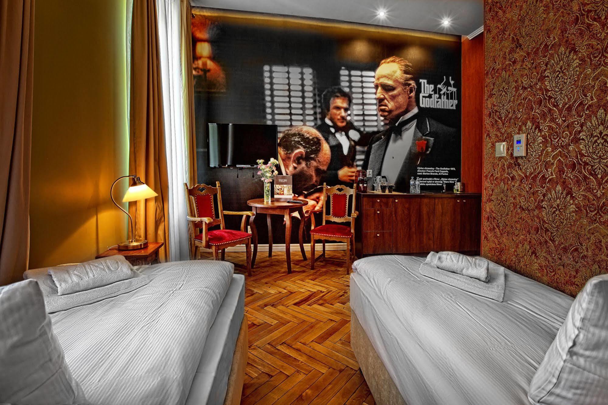 Stare Kino Cinema Residence 우치 외부 사진